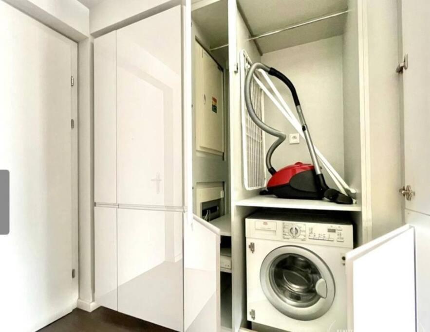 Апартаменти Eurovea Cozy Studio Братислава Екстер'єр фото